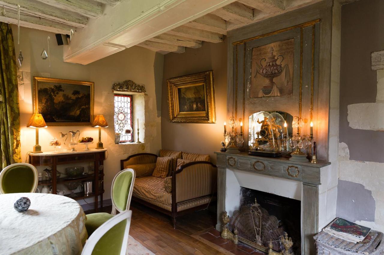 Le Manoir De Maucartier Bed & Breakfast Monnaie Eksteriør bilde