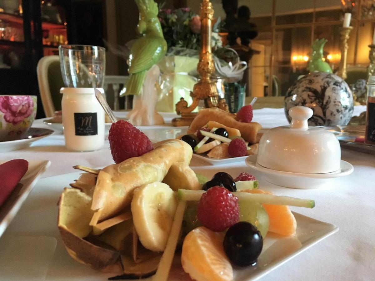 Le Manoir De Maucartier Bed & Breakfast Monnaie Eksteriør bilde